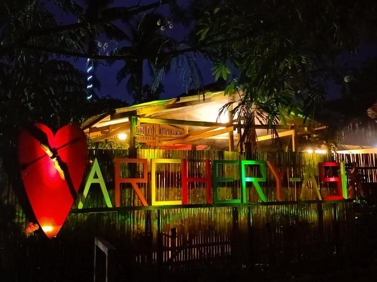 Archery-Asia Nipa Huts Моалбоал Екстер'єр фото